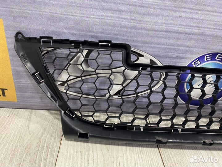 Решетка бампера LADA largus ларгус