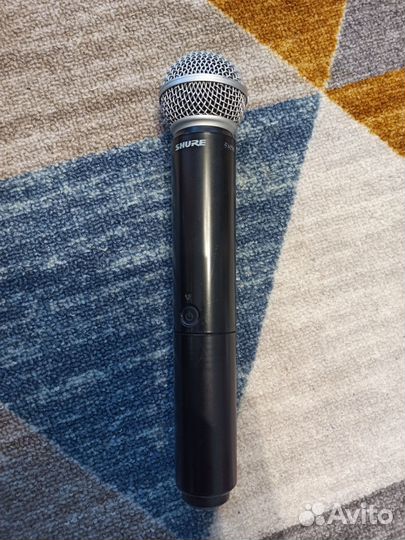 Радиомикрофон shure BLX4 SM58