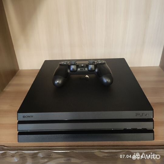 Sony playstation 4 PS4 pro 1tb