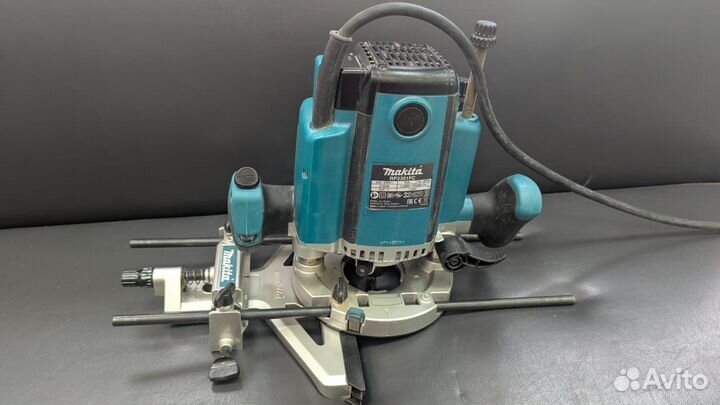 Фрезер makita RP2301FCX