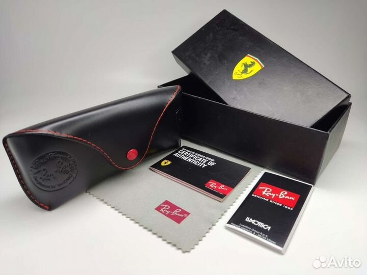 Чехол Ray Ban Ferrari Black