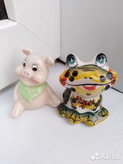 Фигурки Лягушка и Свинка