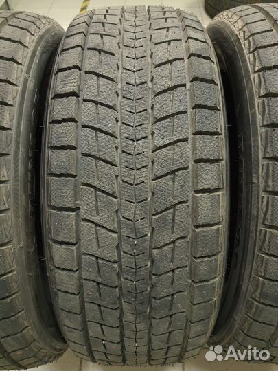 Dunlop Winter Maxx SJ8 265/50 R22 112R
