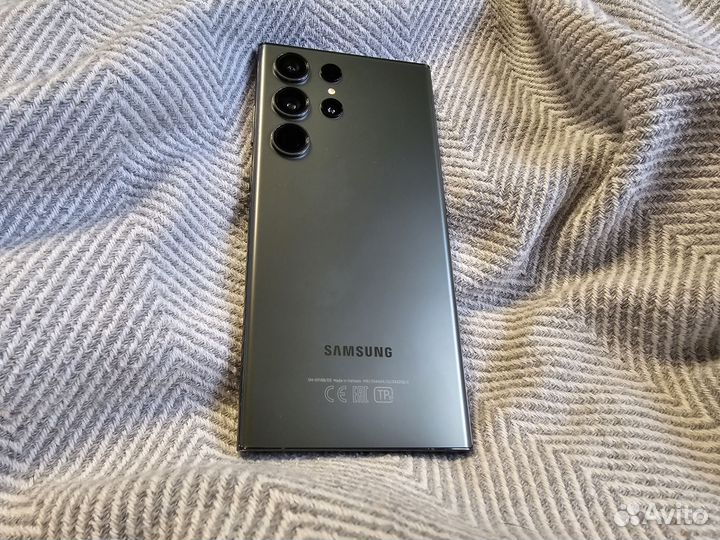 Samsung Galaxy S23 Ultra, 12/512 ГБ