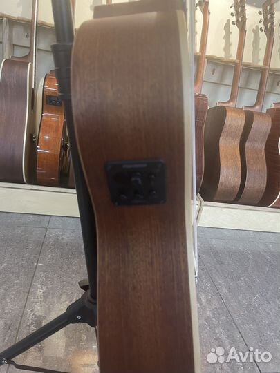 Классическая гитара Alhambra 8.000 CW EZ