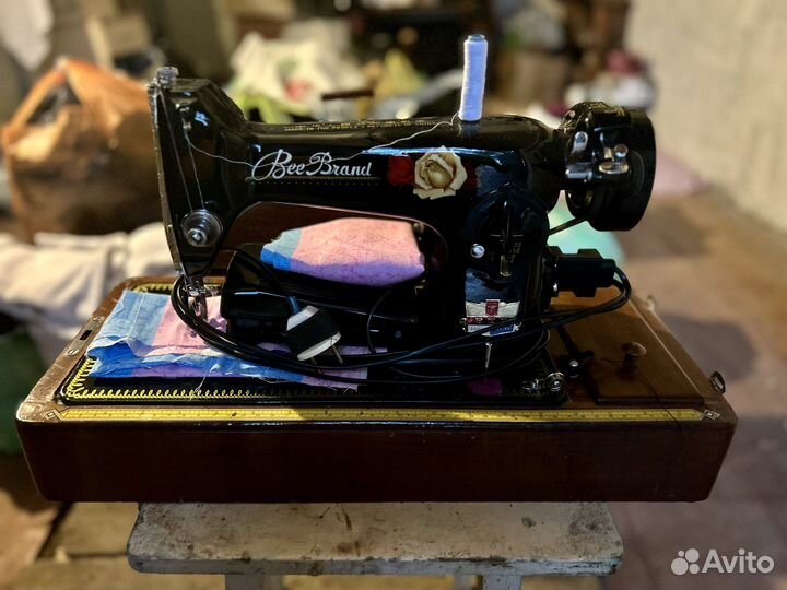Швейная машинка Bee brand