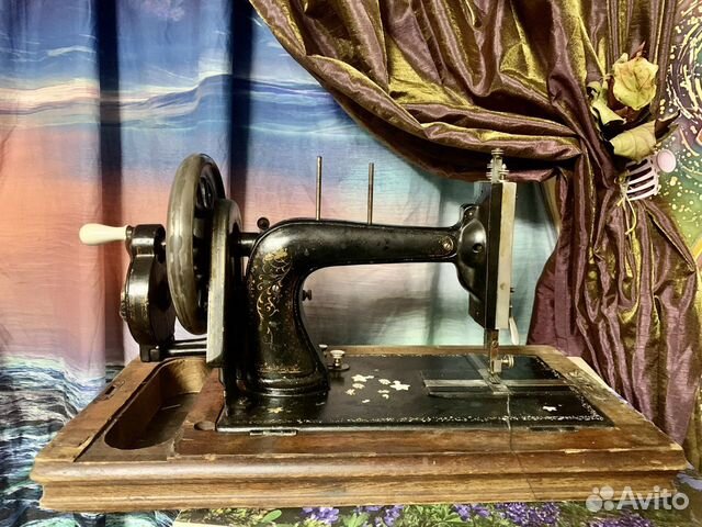 Старинная редкая швейная машинка Winselmann
