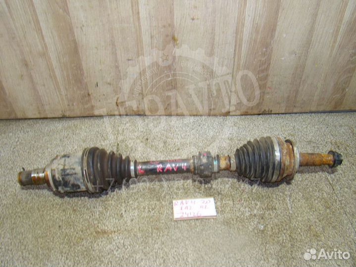 Полуось передняя левая Toyota RAV4 (XA30)