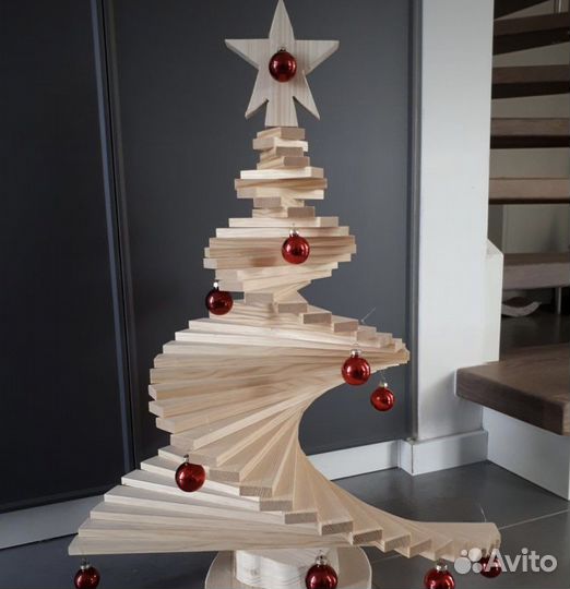 Елка новогодняя из дерева