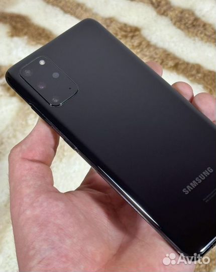 Samsung galaxy s20 plus