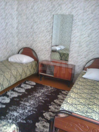 Комната 9 м² в 7-к., 1/2 эт.