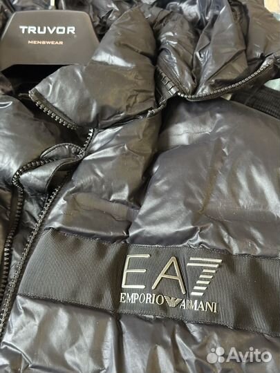 Пуховик мужской emporio armani EA7 зима