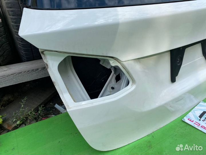 Дверь багажника на BMW 2-Series Active Tourer, F45