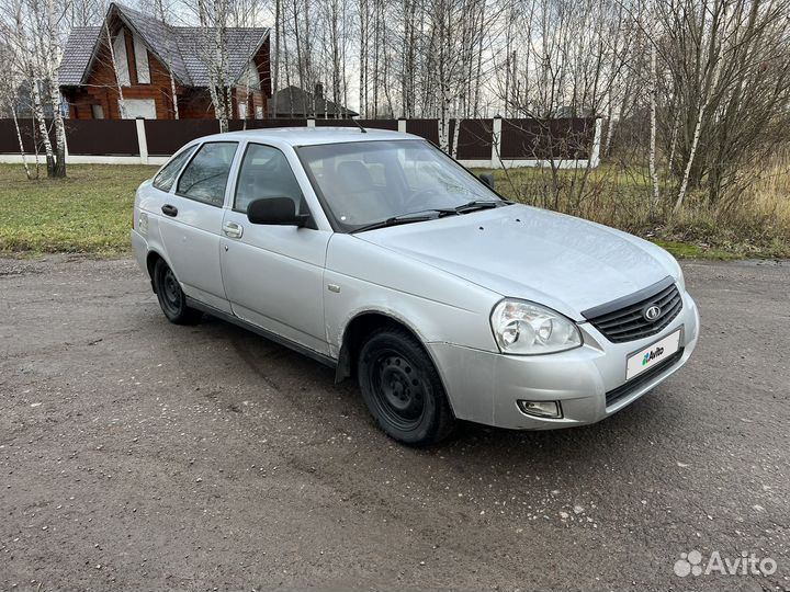 LADA Priora 1.6 МТ, 2011, 200 000 км
