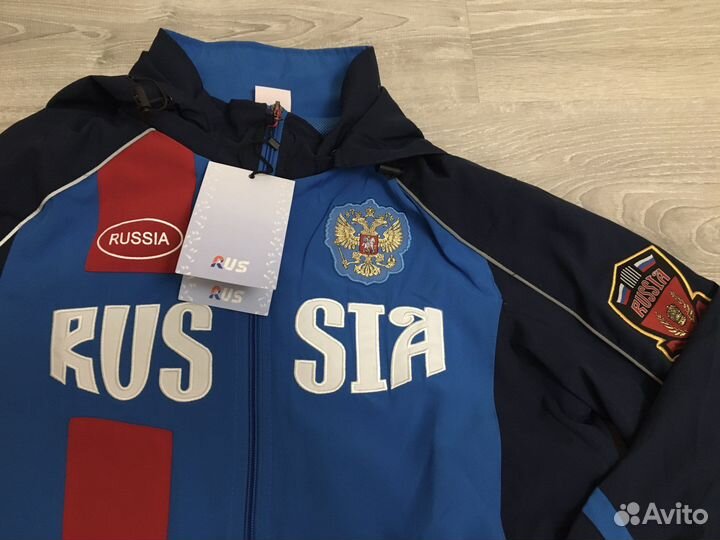 Спортивный костюм