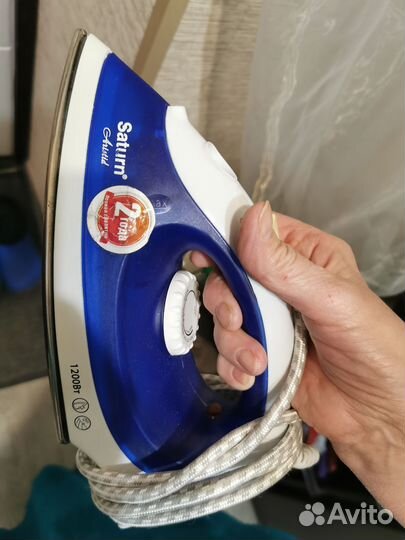 Утюг Saturn