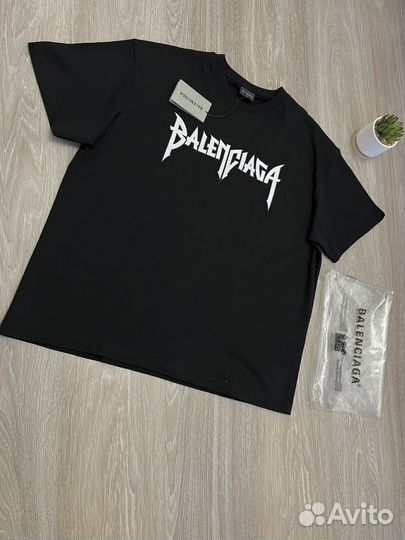 Футболка balenciaga оверсайз