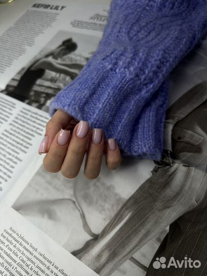 Модель на маникюр