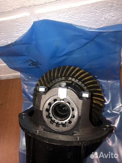 Редуктор задний оригинал на Шевроле Нива