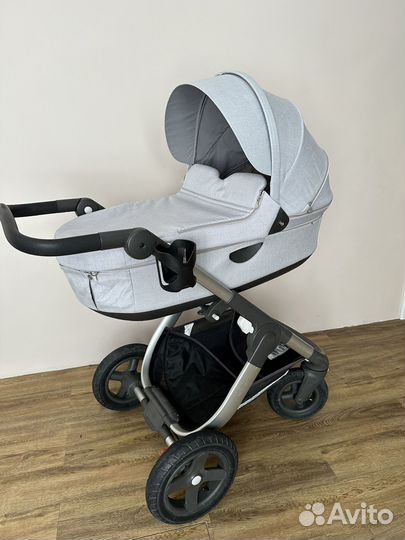 Коляска stokke
