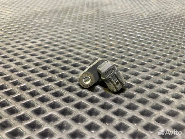 Датчик abs перед. Toyota Land cruiser Prado