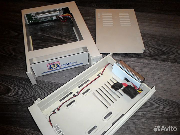 Бокс для жесткого диска