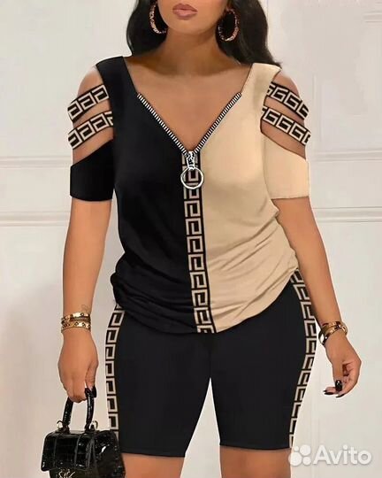 Костюм женский 46-50 размер