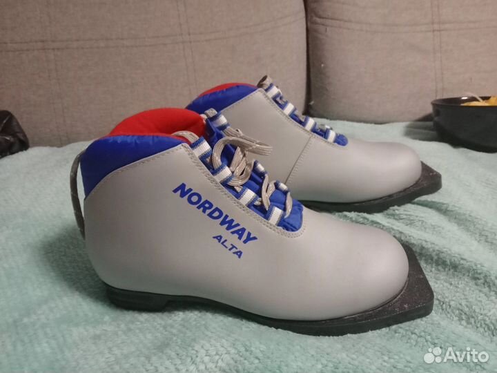 Лыжные ботинки 37 размер