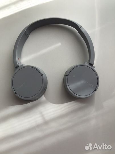 Беспроводные наушники jbl