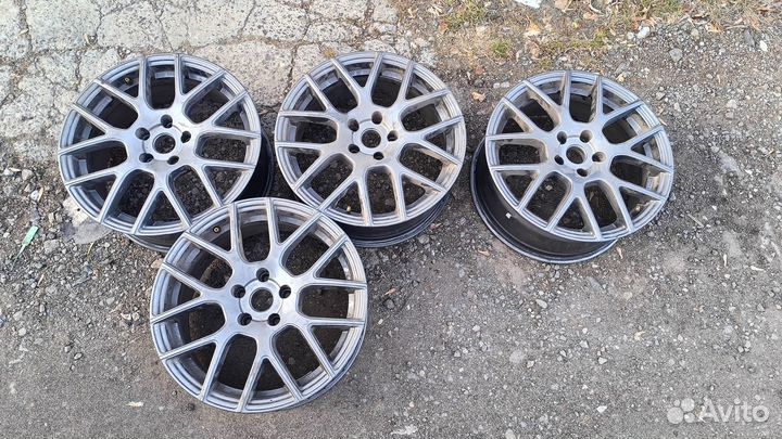Продам литые диски R18 5 114.3