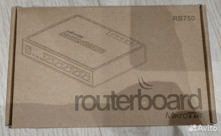 Mikrotik RB750