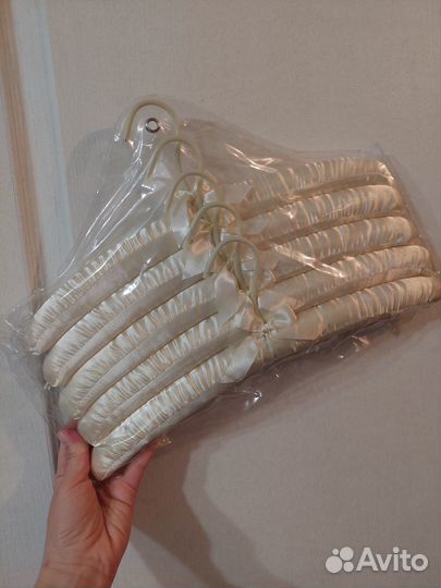 Набор вешалок