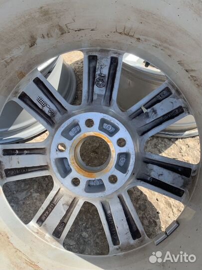 Диск Фольксваген Мультиван