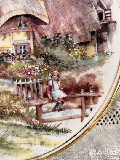 Тарелка декоративная настенная