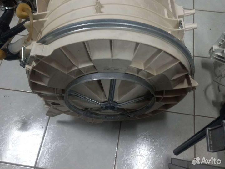 Бак стиральной машины Indesit