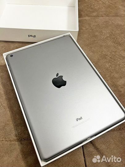 iPad 2018 32Gb Wi-Fi Grey Серый Космос Как Новый