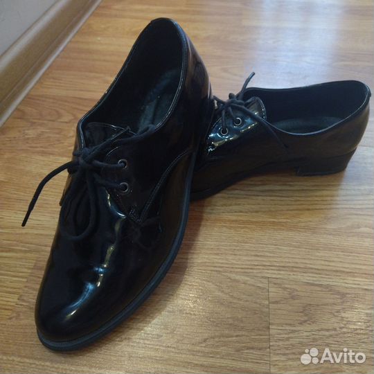 Туфли разные на 40 размер