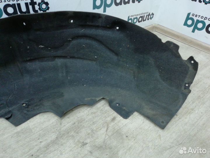 Подкрылок задний правый A2536900630 Mercedes-Benz
