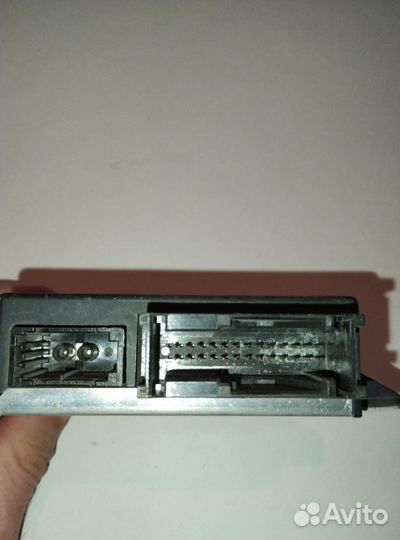 Диагностический интерфейс шин данных 4F0907468D