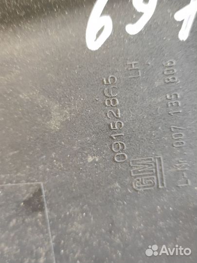 Обшивка стойки левая Opel Astra G