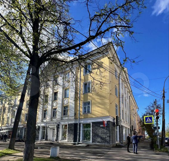 2-к. квартира, 60 м², 2/4 эт.