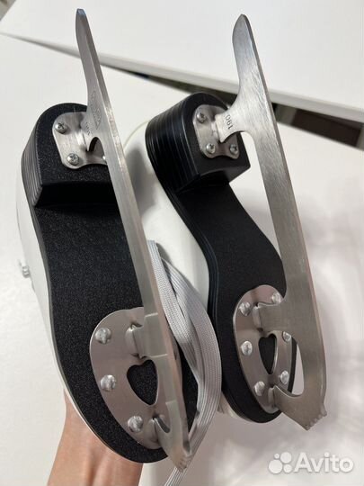 Коньки Nordway Sofia р. 32 - новые