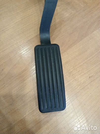 Педаль газа Hyundai Sonata седан G4GC 2008