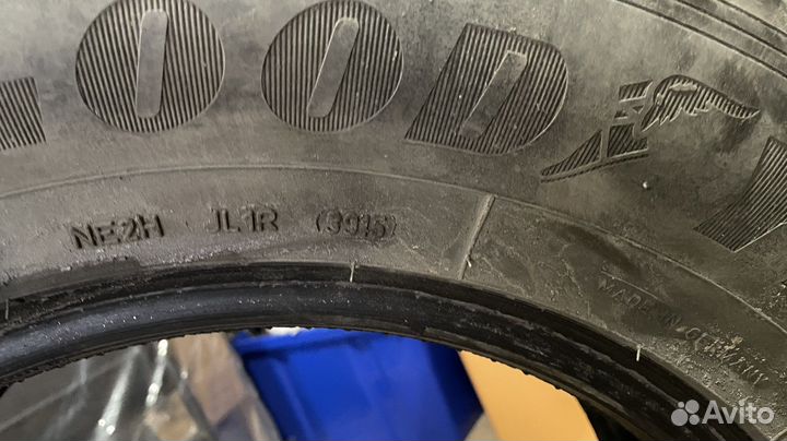 Goodyear UltraGrip Ice Arctic SUV 265/65 R17