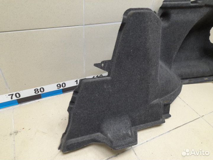 Обшивка багажника правая Toyota Corolla E140 1.6