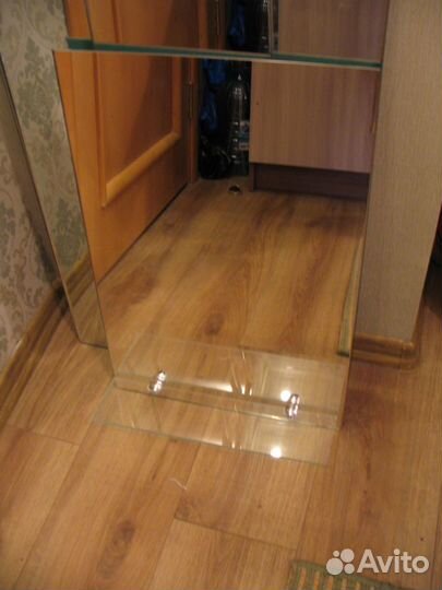 Стекла 49х77 см