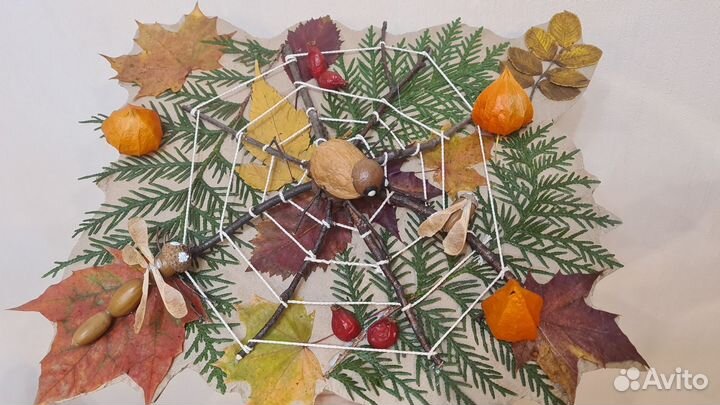 Осенняя поделка из природных материалов