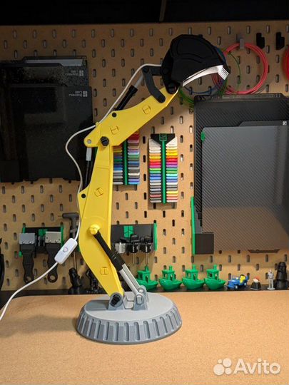 Настольная лампа экскаватор