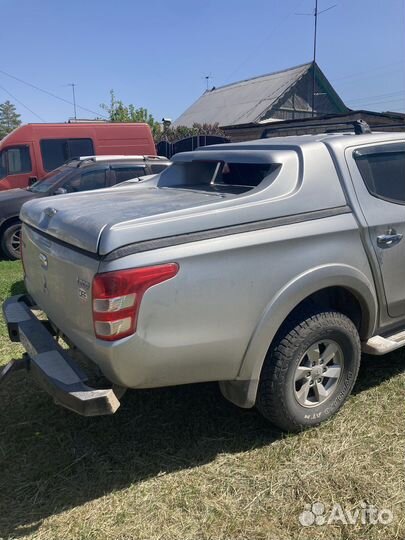 Крышка пикапа L200