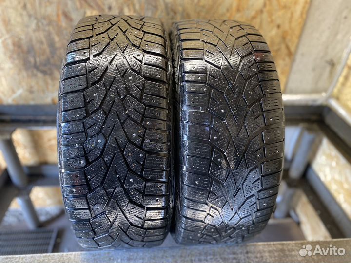 Gislaved NordFrost 100 215/55 R17 98T